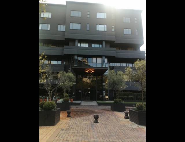 1 BEDROOM APARTMENT FOR SALE IN BENMORE GARDENS